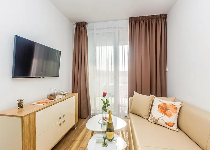 Gorgeous In With Wifi Apartman