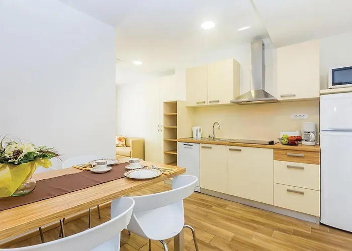 Apartman Gorgeous In With Wifi