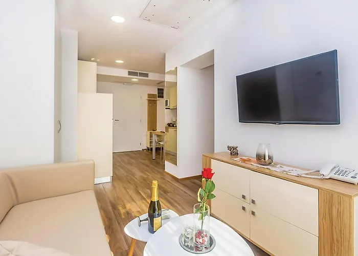 Apartman Gorgeous In With Wifi