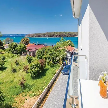 Apartman Awesome In With House Sea View *