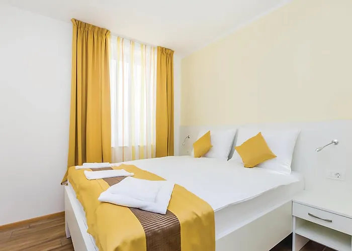 Апартаменты Gorgeous In With Wifi